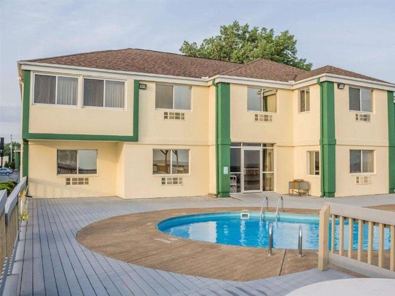 Quality Inn Port Clinton Bagian luar foto