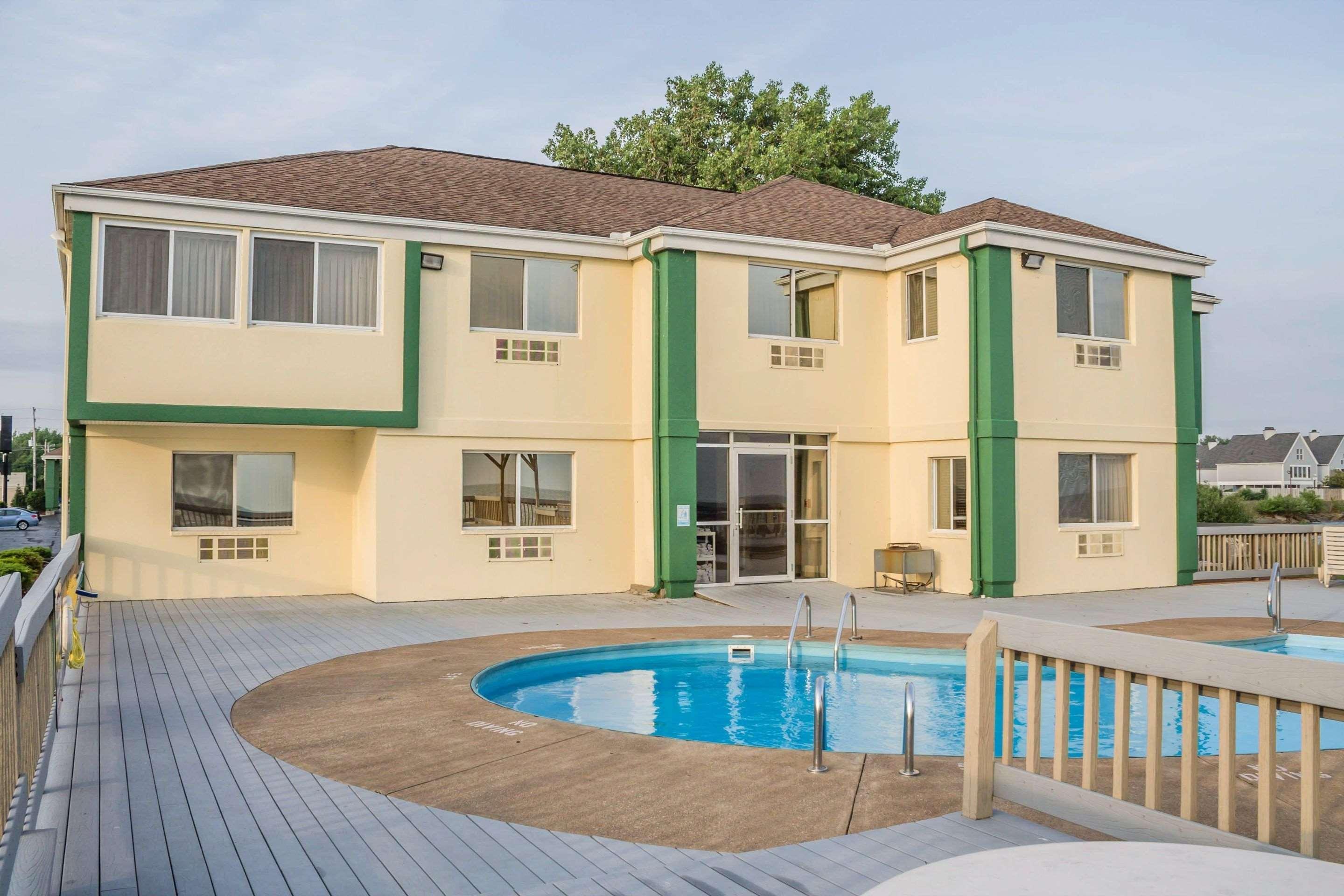 Quality Inn Port Clinton Bagian luar foto